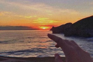 爱与放弃（以非我所有，我愿你为你而放弃我所有）