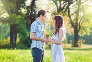 如何通过约会让感情升温（慢慢喜欢你的技巧与策略）