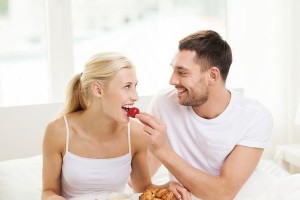 如何保持夫妻间的吸引力？（探讨夫妻间互相吸引的秘诀与技巧）
