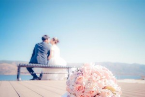 如何挽回婚姻——夫妻走向离婚边缘的救赎之路（15个实用技巧教你防止婚姻破裂）