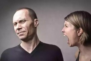 夫妻经常吵架的原因（探究夫妻之间经常发生争吵的原因和解决方法）