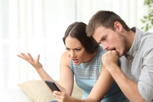提高夫妻间的沟通和信任，防止孕期婚姻危机（提高夫妻间的沟通和信任，防止孕期婚姻危机）