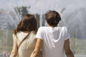 女人如何挽回已经外遇的丈夫？（拯救婚姻的秘诀与步骤）
