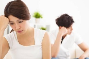 夫妻吵架，怎样不伤感情？（学会控制情绪，培养沟通技巧，提高婚姻质量）