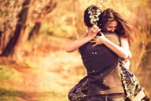 如何成功挽回女友的心？（教你7个实用方法，让她重新爱上你）