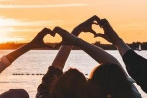 分手后如何正确挽回男友（三招教你成功复合，挽救爱情）