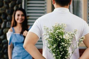 如何挽回你不想分手的恋情（15个步骤帮你重新点亮恋爱的火花）