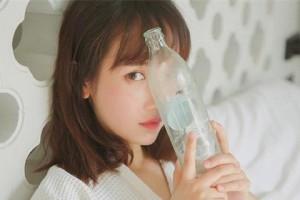 成功表白心爱的姑娘（用真心打动她的方法和技巧）