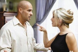 夫妻争吵的原因及解决方法（情感沟通不畅、生活压力大、性格差异明显）