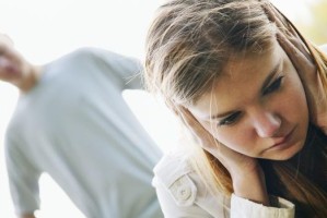 父母反对女儿婚姻的心理冲突（面对家庭压力如何自处）