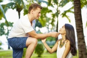 分手后如何成功挽回男友？（教你15个小技巧，让你的前男友重燃爱火）