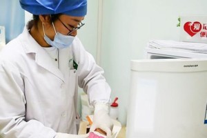 谈谈宫颈癌预防针——该不该打？（分析宫颈癌预防针的优缺点，决定是否接种）