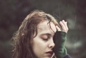分手了怎么办？挽回男友的秘诀（从男友说累了到挽回成功，你需要知道的15个技巧）