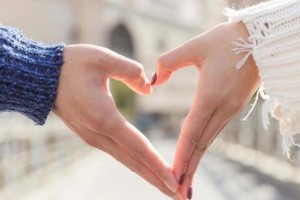 如何挽回分手的前男友（用正确的方法重新赢得他的心）