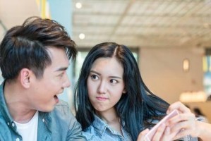 挽回女友的方法——与女友三观不同，如何避免幼稚表现？（挽回女友不可错过的15个方法）