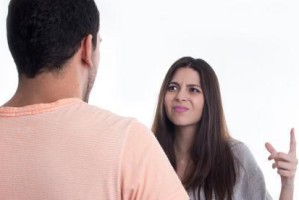 夫妻双方出轨，婚姻还能挽回吗？（如何应对夫妻出轨？）