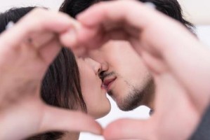 挽回女友的有效方法（如何在分手后重新追回她的心？）