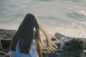 如何挽回前女友的心（用深情的话语唤醒她的心灵）