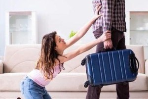 如何应对男友家庭经济条件不好而引发的亲戚反对（15个方法帮你化解亲戚反对，让你的爱情更加美满）