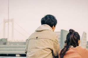 挽回冷漠的爱情（如何重燃爱情的火焰？/以绝情冷漠该怎么挽回？）