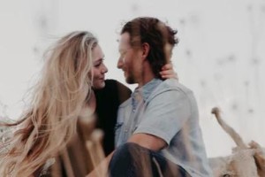 异地恋男友冷淡不理，如何挽回爱情？（15个实用方法教你让他重新爱上你）